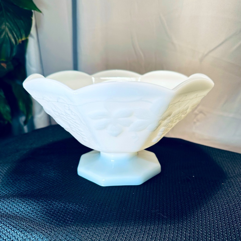 Vtg. Anchor Hocking, Milk Glass, 8 Panel Footed Fruit Bowl, Grape Cluster Design
